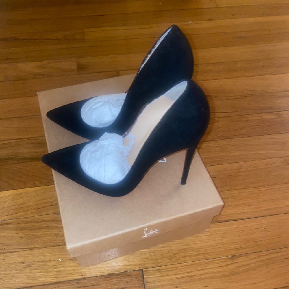Christian Louboutin So Kate 120 Suede